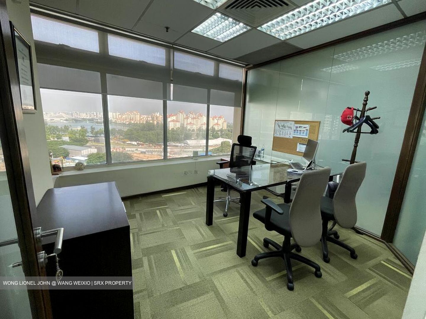 The Plaza (D7), Office #496593901